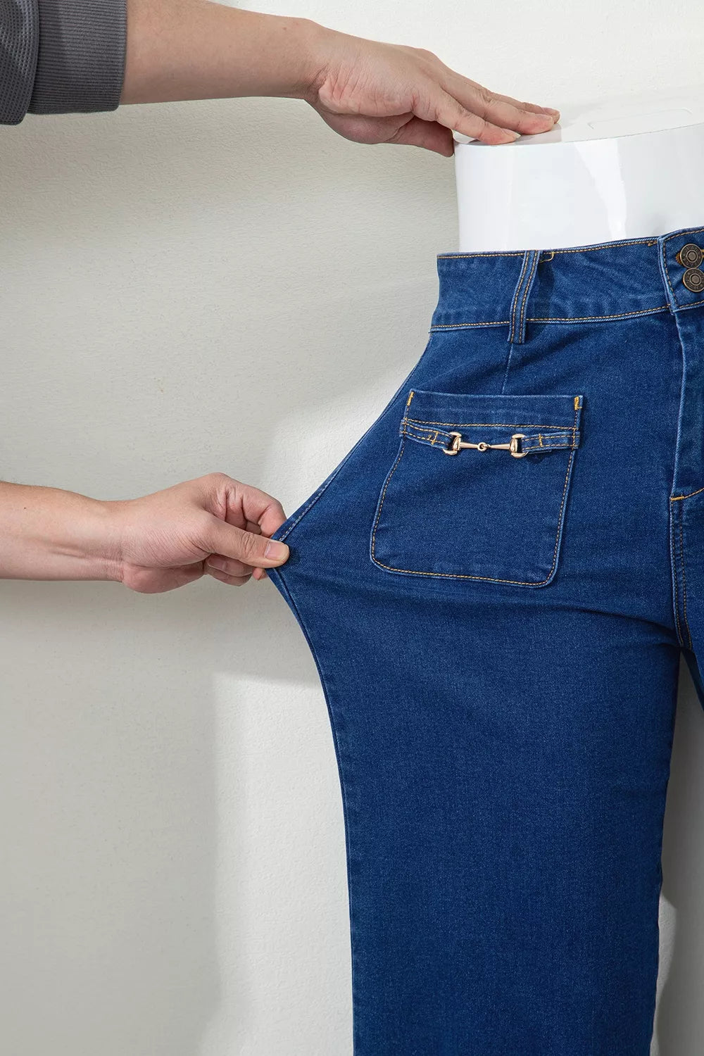 3c8be13b-eaa8-4091-b4ec-77c557297420-Max-Origin Jeans