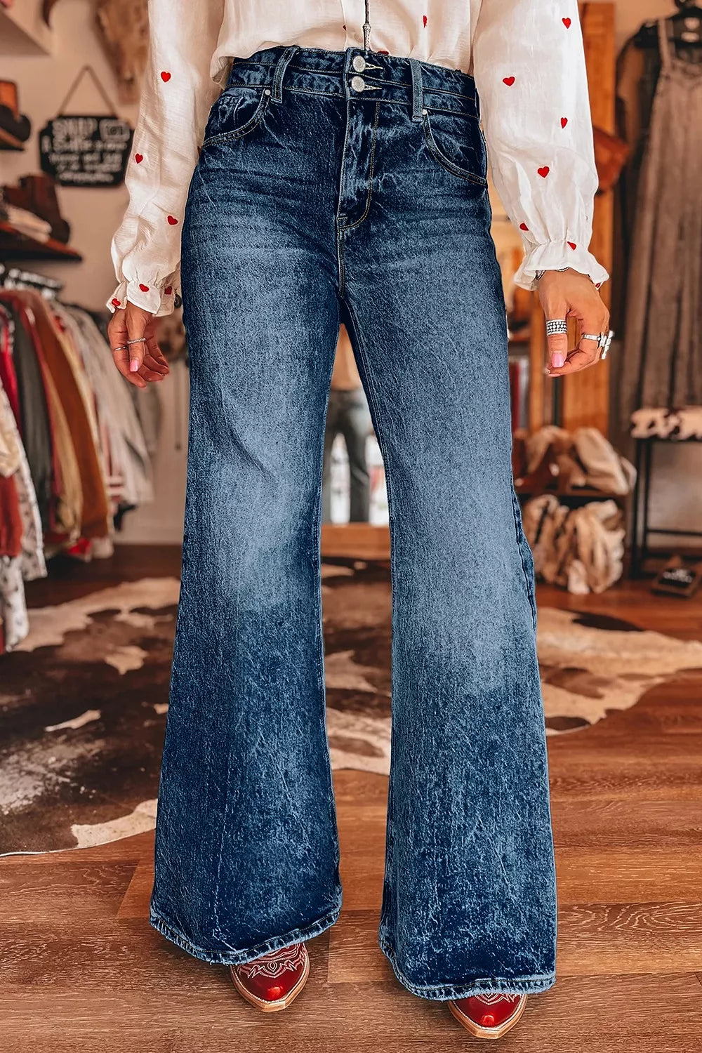 3e8ba14c-7e7d-4e83-893b-d87b63e7e9f9-Max-Origin Jeans