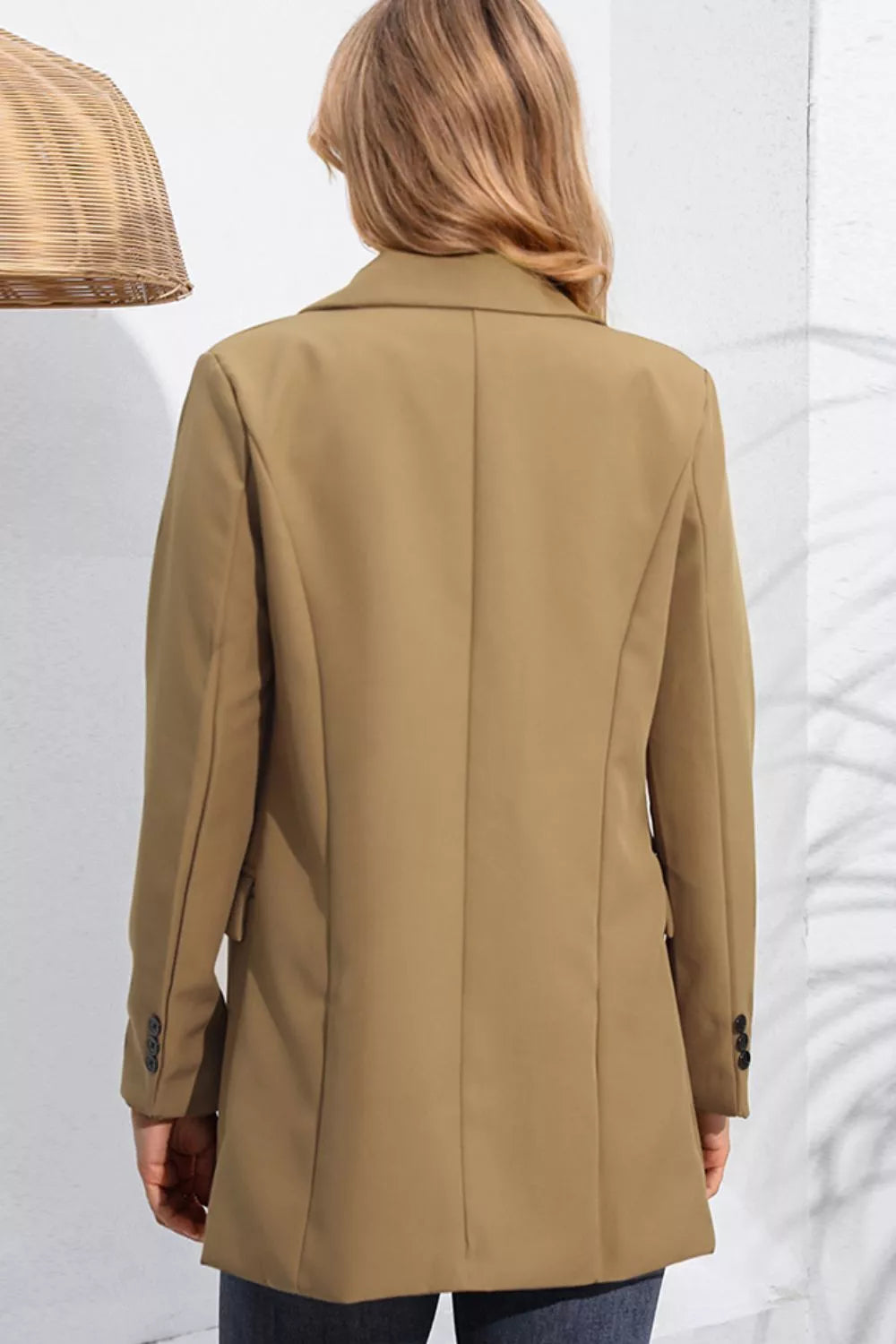4944fb01f3e6431f82b6efe0ab395cfe-Max Blazer
