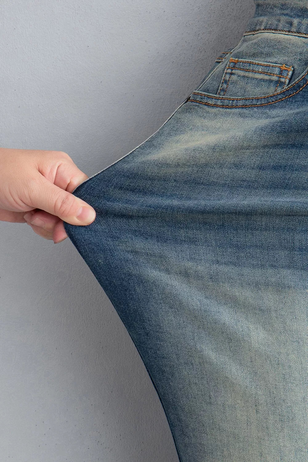 956eb19e-68d2-4073-b721-c3ed1d7525ab-Max-Origin Jeans
