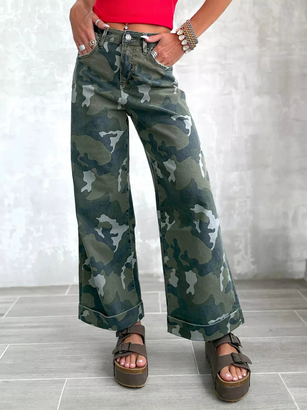 ca0f2145795445348018974ed326da00-Max-Origin Jeans